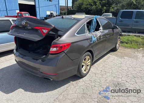 2015 Hyundai Sonata Se z USA, uszkodzony, nr VIN 5NPE24AF6FH189839
